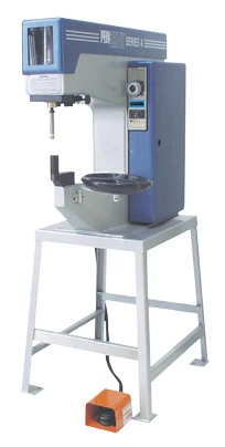 Einpresspresse PEM-Serter Serie 4